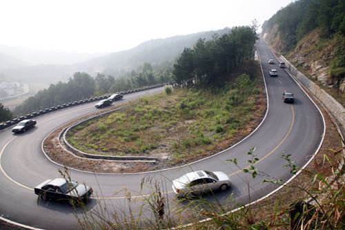 天柱山旅游公路設(shè)計(jì)